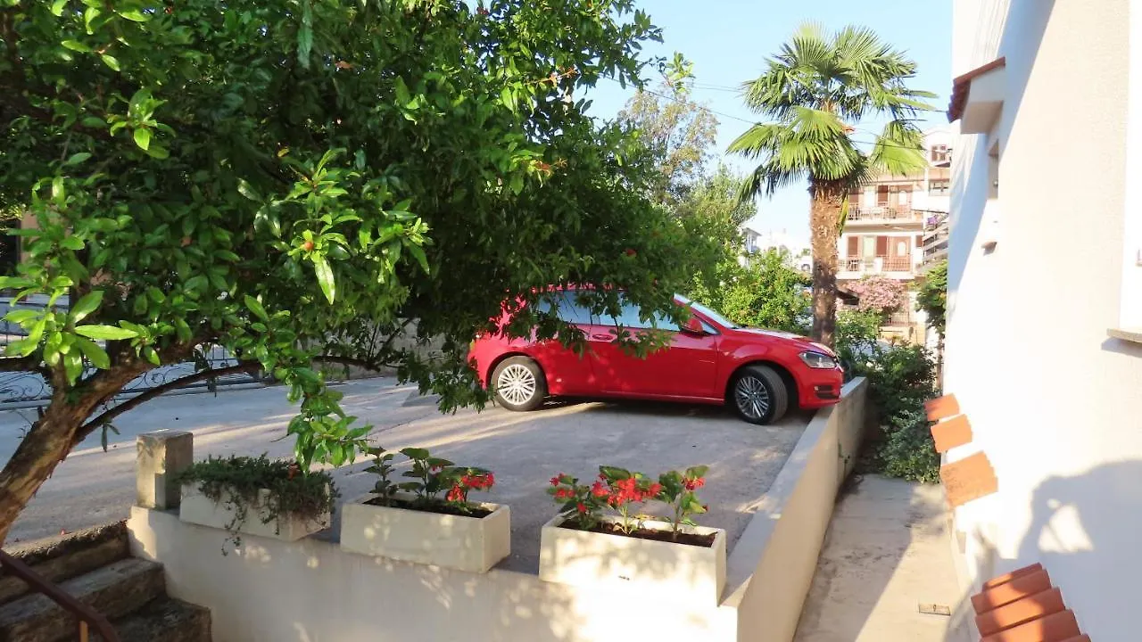 Apartments Kamelija Malinska