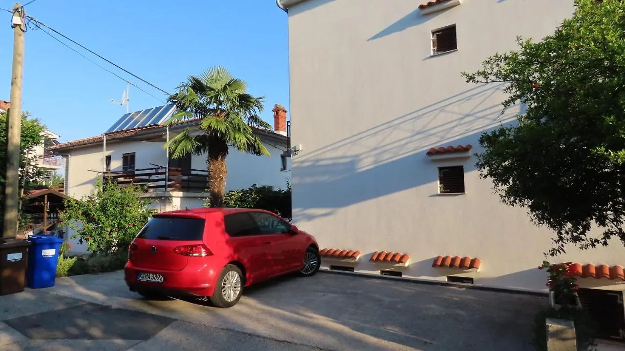 Apartments Kamelija Malinska