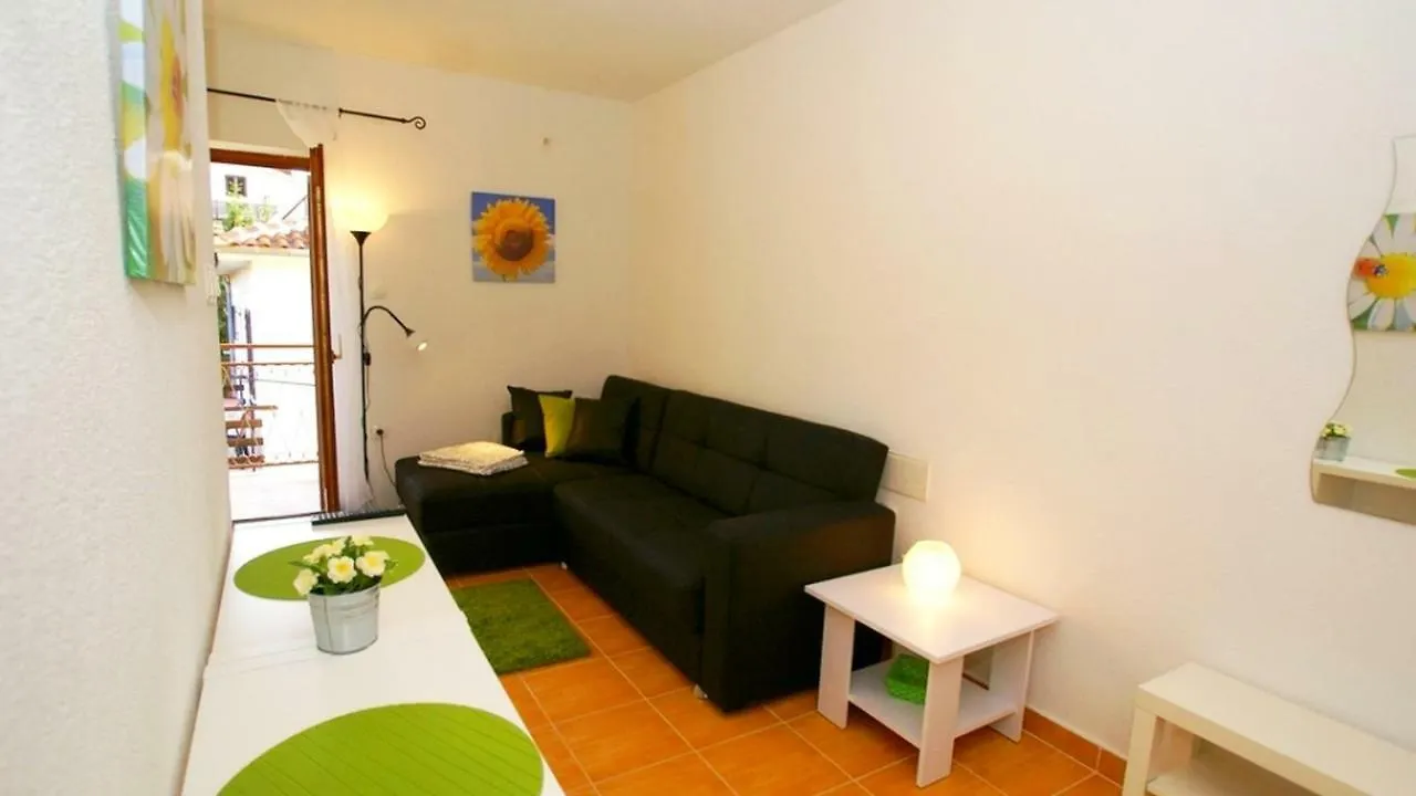 Apartments Kamelija Malinska Croatia