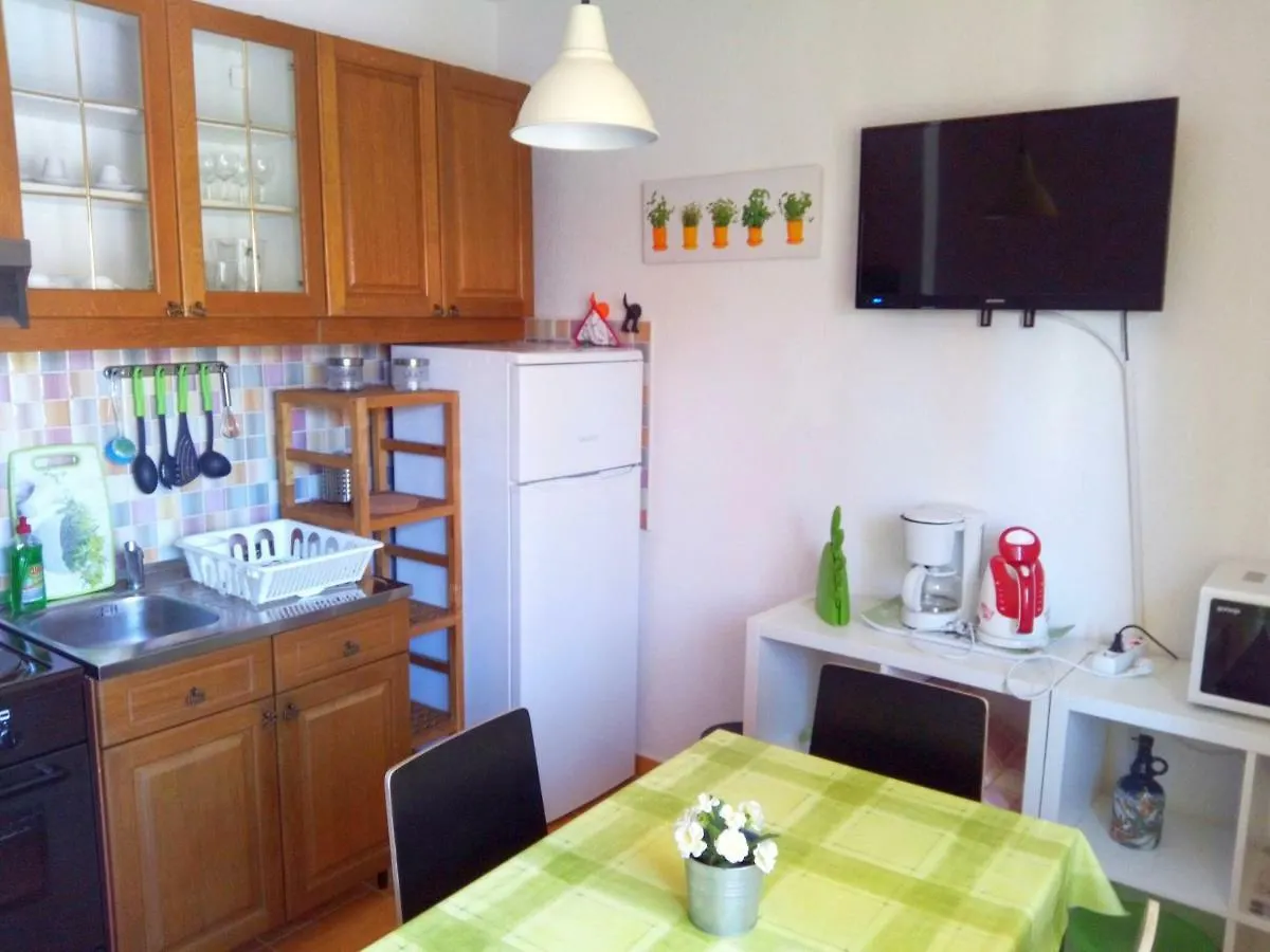 Apartments Kamelija Malinska