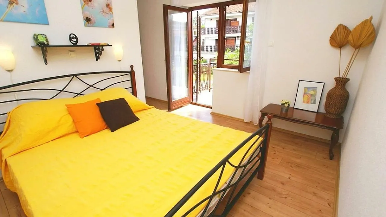 Apartments Kamelija Malinska